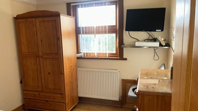 Loft Double Room close to Leyton Tube Main Photo