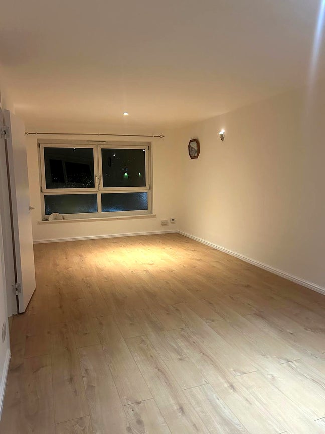 Spacious 3-Bedroom Property – Bromley-by-Bow, E3 E Main Photo