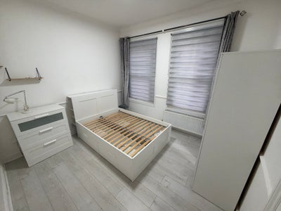 Large Double Room with Garden | Available Immediat Main Photo