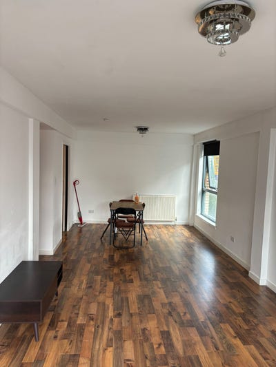 Room  share Available in Paisley – &pound;275 PCM Main Photo