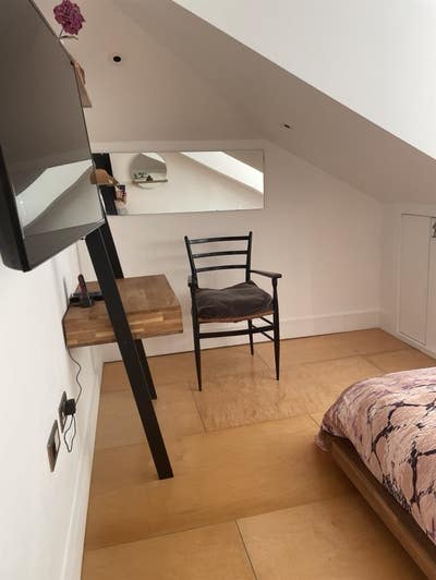 Bright one double bedroom available  Main Photo