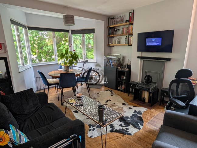 Well located Double room in a lovely 2 bed flat  Main Photo