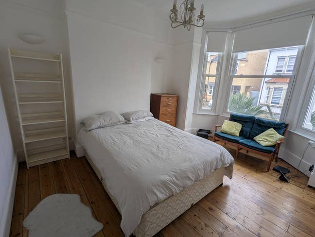 Double room to rent: students,carers,professional  Main Photo