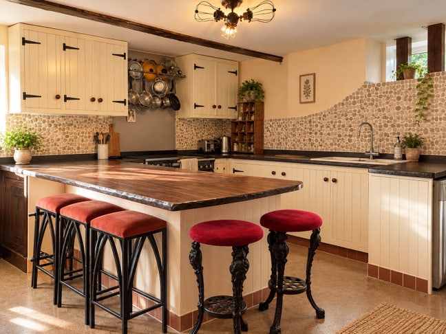 2 double rooms in cosy cottage Main Photo