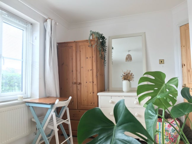 Sunny Double Room Garden Conservation Woodland Main Photo