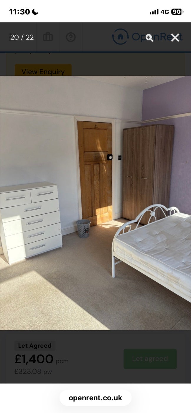 Spacious double room in shared 2 bed house Main Photo