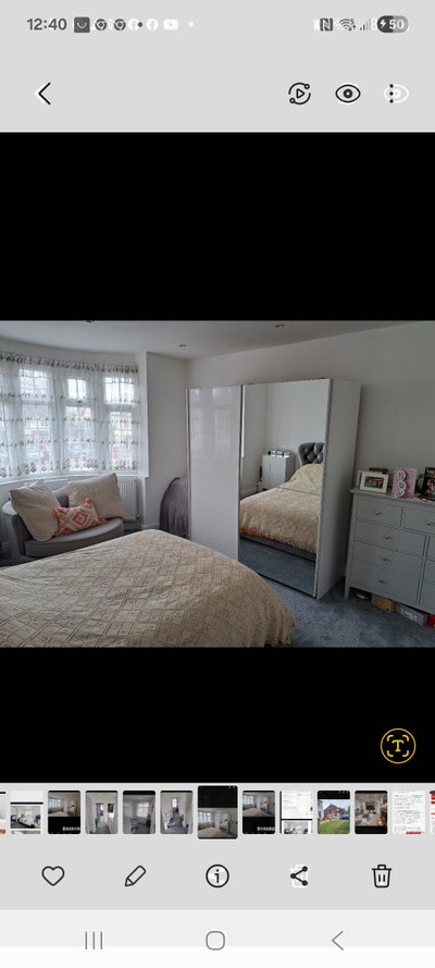 Large detached House. Main Photo
