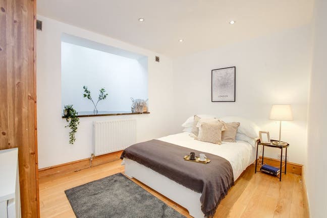 Double room In Blackheath available  Main Photo