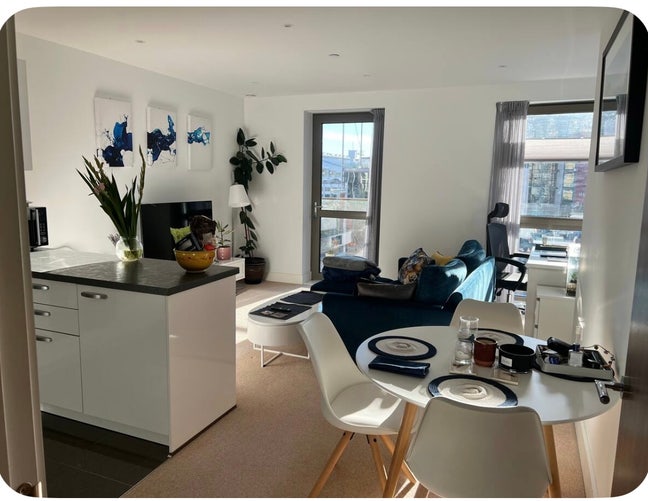 Double en-suite room available for 6 months Main Photo