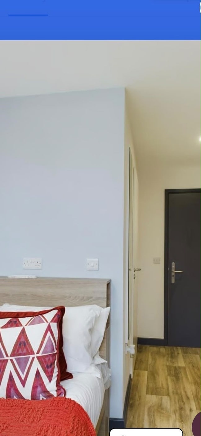 1Room for Rent  Main Photo