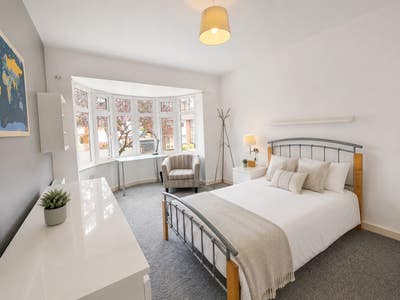 ** 💎 Lovely En Suite QE/UoB - All Bills Included! Main Photo
