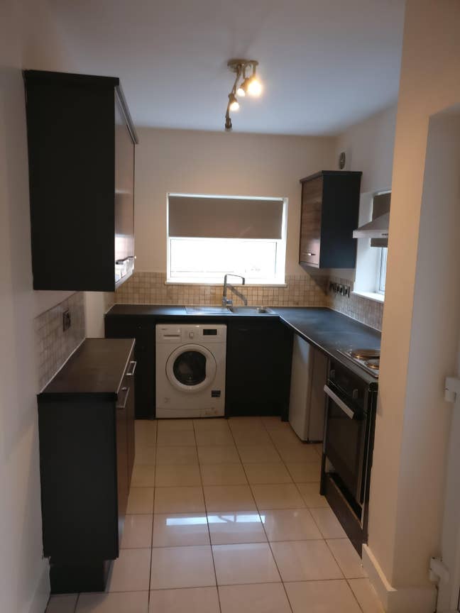 4 Bed House Universal Credit Welcome Main Photo