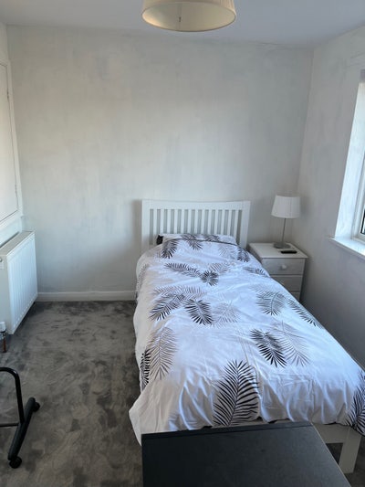 Nice room in a well looked after house Main Photo