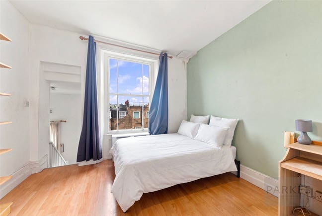 Room available for rent all utility bills included Main Photo
