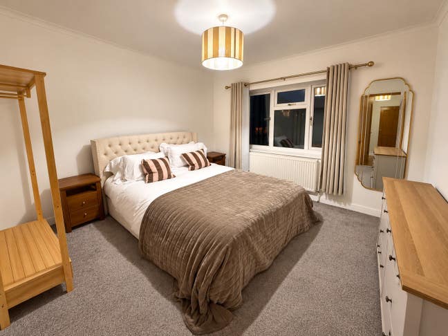 Lovely room to rent in Brockworth  Main Photo
