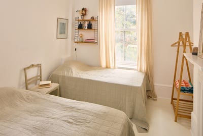 Tranquil Mon–Fri room with direct city links Main Photo