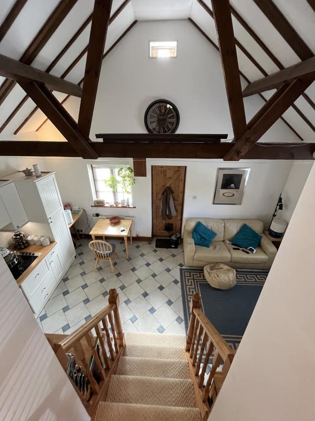 1 bed Annexe in between Bath & Bristol (M4 J18) Main Photo