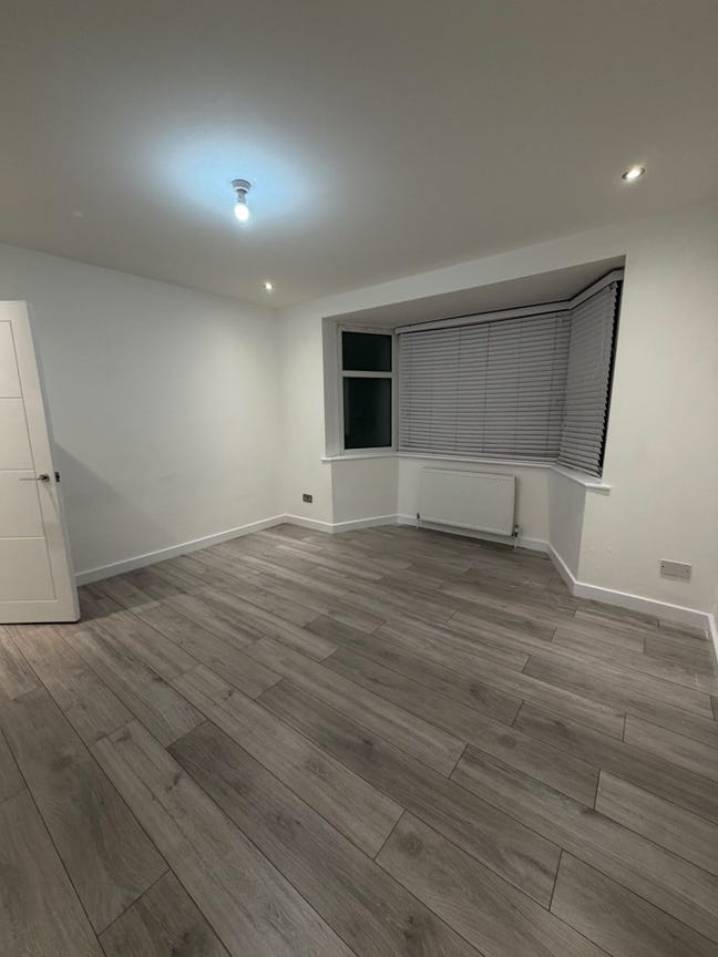 3 rooms in one property North Wembley bills includ Main Photo