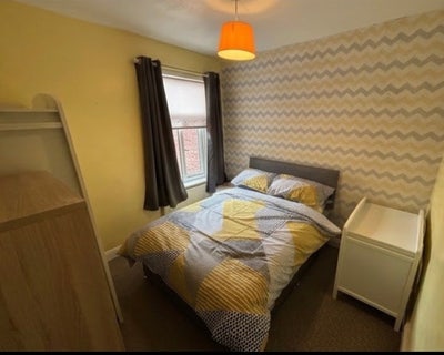 Double bedroom for rent Main Photo