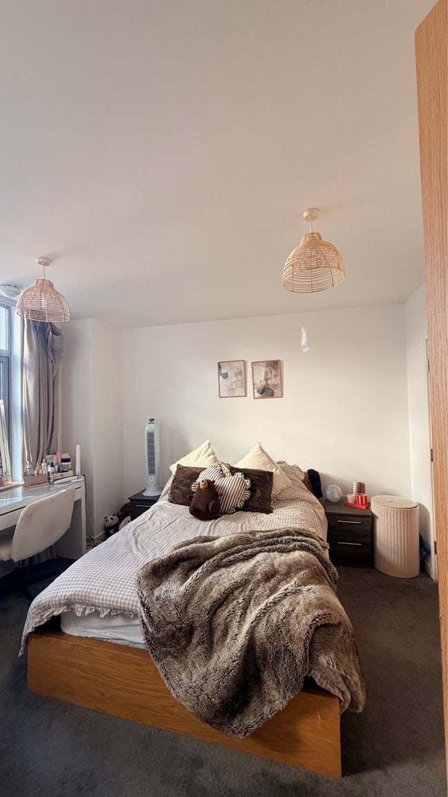 Ensuite Room in Limehouse Main Photo