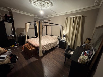 Large Double Room near City Centre  Main Photo