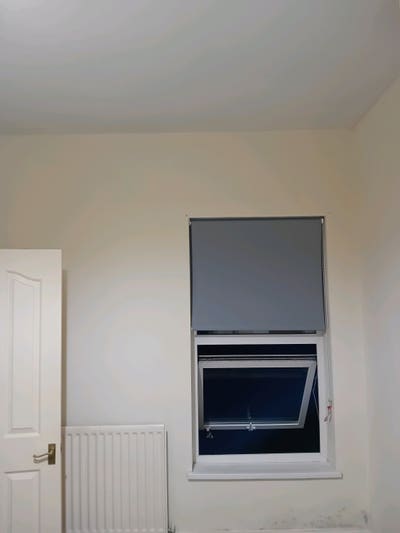Single room available for female in Shared house  Main Photo