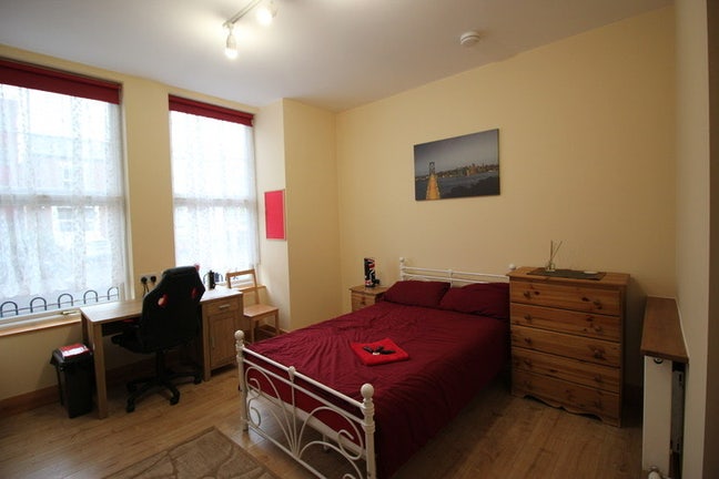 Fully Furnished Double Occupancy Studio in CV1 Main Photo