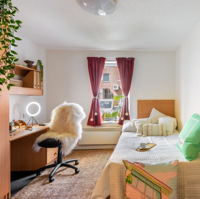 Room for rent Main Photo