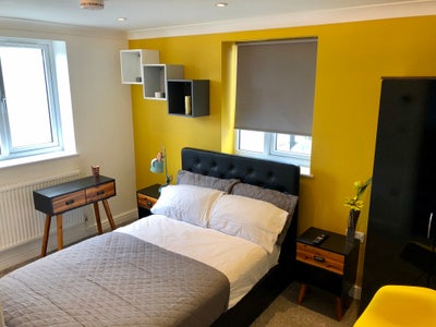 Norman Rd 🤩 Super double en-suite - Free parking Main Photo