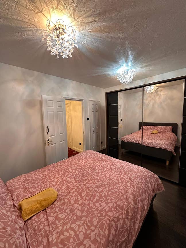King Size Room with Bills  &pound;1000 Main Photo