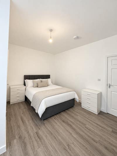 Spacious Studios with Private En-Suite Main Photo