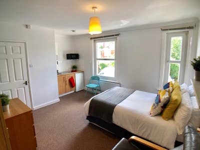 Rooms Available in House Share-Woolston area Main Photo