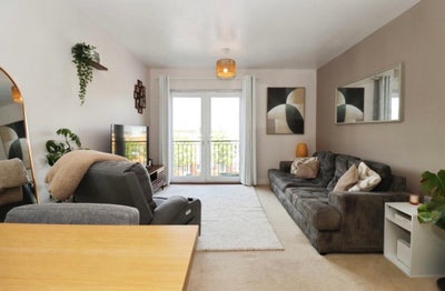 2 bed Flat available  Main Photo