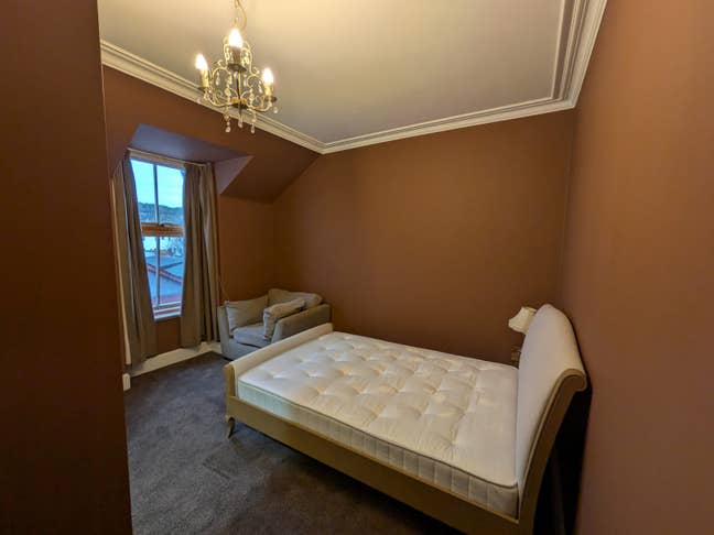 Room in Grantown (Yoga) Main Photo