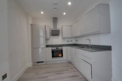1 Bedroom Flat to rent in Slough - SL1 3TN Main Photo