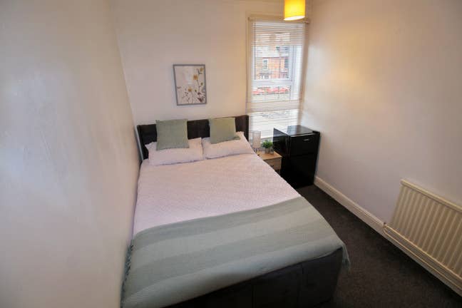 🛏️ Double Room in Shared House | 📍 Great Location Main Photo