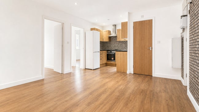 Two Bedroom Flat - SW19  Main Photo