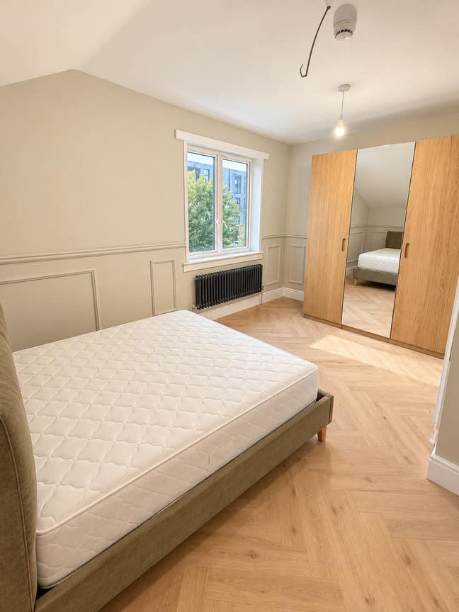 3 En-Suites & 3 Double|Newly Refurbished House SW9 Main Photo