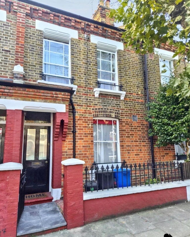 Double Room in Sociable Professional House Share Main Photo
