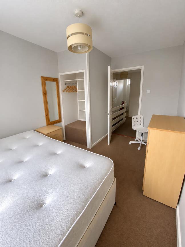 Double in Very Central Professional Houseshare Main Photo