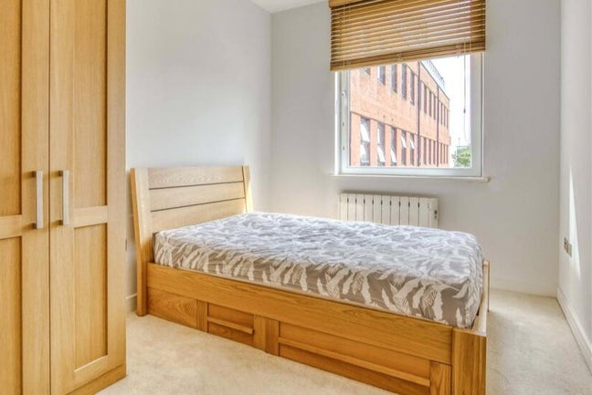 Part Time Room Poole Hospital  Main Photo