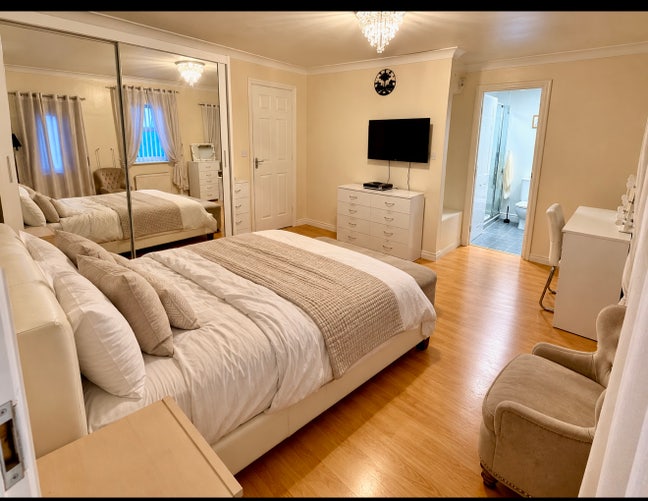 Beautiful House Share  Main Photo