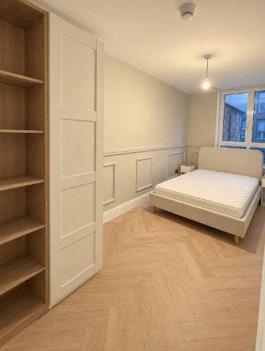 🌿 Fresh New House Share in Oval | 6 Rooms  Main Photo