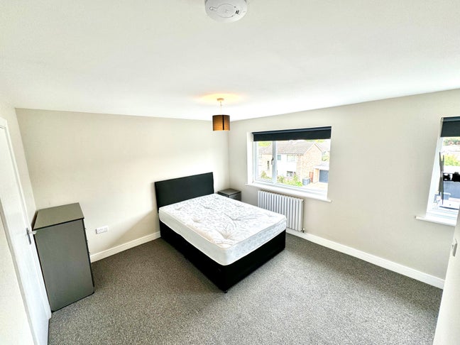 Large Double Ensuite Bramcote/Beeston  Main Photo