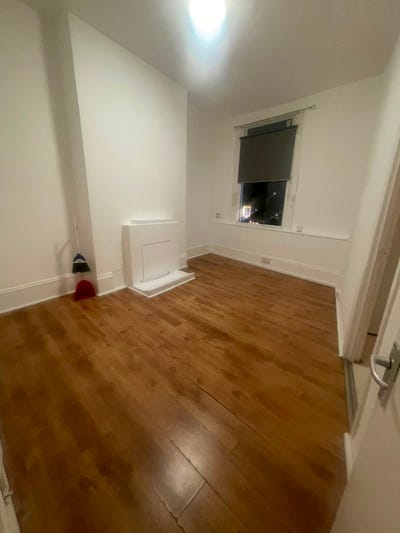 A nice oe bedroom in the heart of Brixton  Main Photo