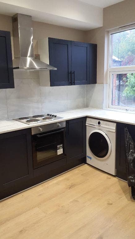 Studio Room Available – Oxford Road RG1  Main Photo