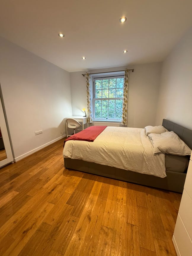 Room Fully Furnished - Refurbished Flat 🫧⚒️ Main Photo