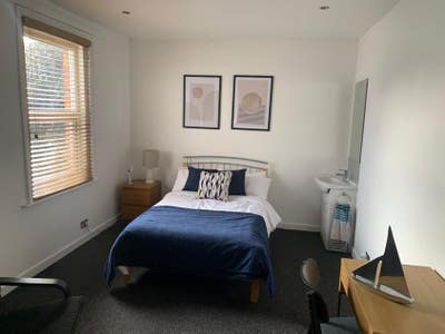 Double Bedroom - Furnished! Main Photo