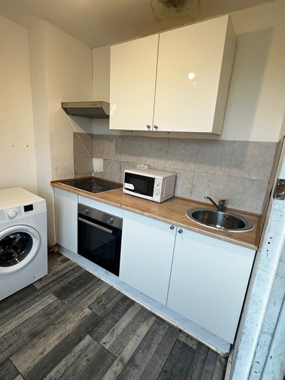 ✨ 🛏️ Studio Flat to Let in Brixton  Main Photo