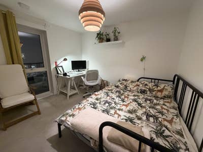 Cozy & spacious bedroom with own bathroom @Canton Main Photo